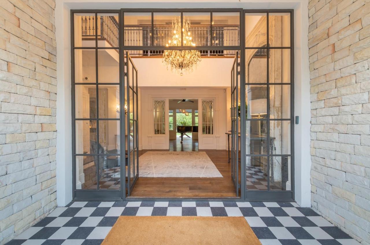 Arambrook Boutique Hotel